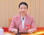 Two Sessions Deputies and Members from OUC: WANG Hongmei: Being the People's &quot;Close Friend&quot; and Performing Her Duties Efficiently